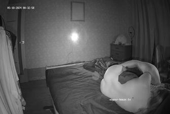 Exclusive, Oscar and Pearl bedroom apartment Amelie and Lucas, Oscar and Pearl cam10 2024-05-17