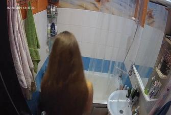 Ariela – Taking shower pipe 2024-07-20