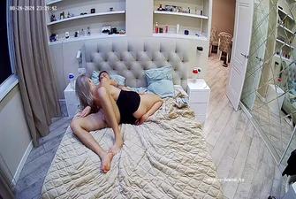 Yuneska and Radu play with dick and suck it in bedroom 2024-08-24 cam 2