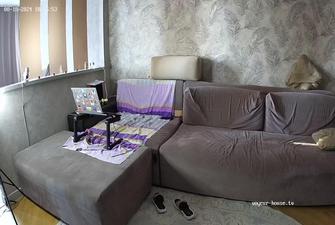 Teanna and Ronin quick fuck in livingroom 2024-08-19