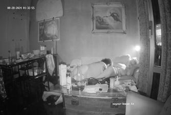 Marla and Hector couch fun, 28 08 2024 cam 2
