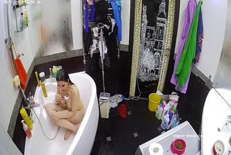 Alecia shower, 15 08 2024