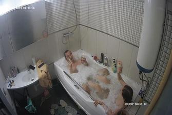 Art and Friend bath, 14 08 2024