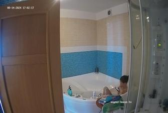 Guest girl bath, 14 08 2024