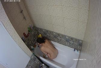 Liza shower, Jul27 24