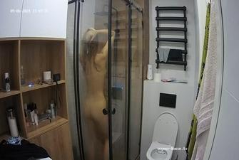 Marianthi showering, 06 09 2024