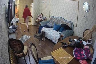 Shelia gets a buttplug 2024-09-24 cam 2