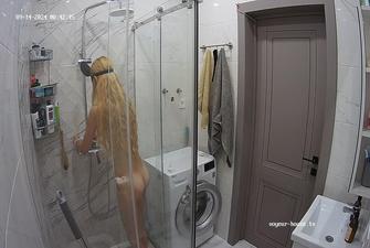 Andreza friend washing after sex, 14 09 2024