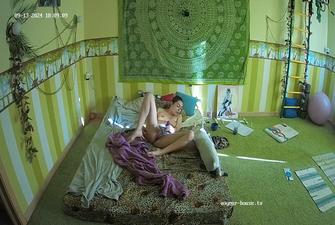 Art friend bedroom bate, 13 09 2024