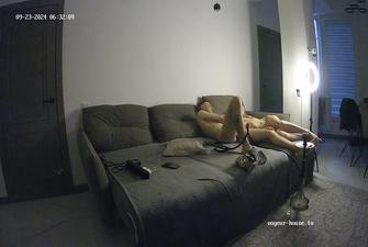 Andreza and friend blowjob in couch 2024-09-23