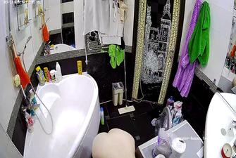 Alecia shower, 11 09 2024