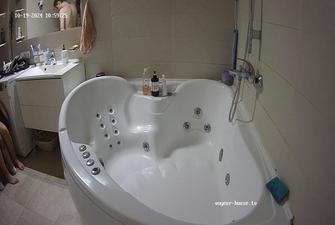 Flamy and Guest bathroom sex, 19 10 2024