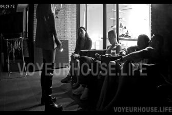Reallifecam – Smoking Pot Deep Conversations Party, 09 10 2023