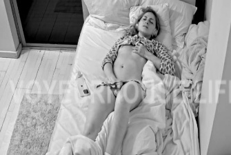 Reallifecam – Esmi Masturbates While Listening to Music, 01 02 2024