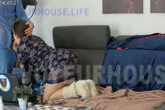 Reallifecam – Rowena and Dragomir Juicy Blowjob on Couch, 23 02 2024