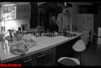 Reallifecam – Karma and BF fuck kitchen ,29 12 2024