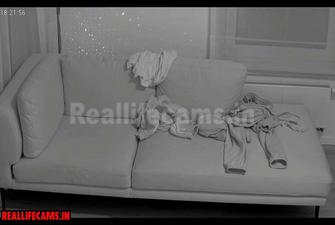 Reallifecam – Barbie and Ken quick sex in couch ,16 03 2025